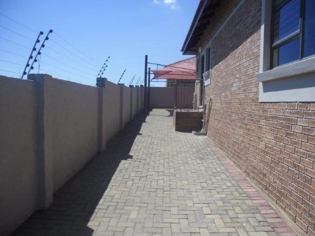 House for sale in Ehlanzeni, Mpumalanga