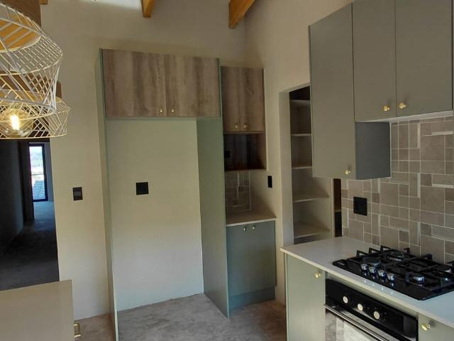 House for sale in Hartbeespoort Dam Nature Reserve, North West