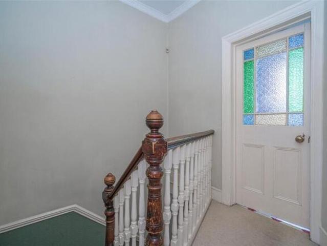 House for sale in Cat Hill