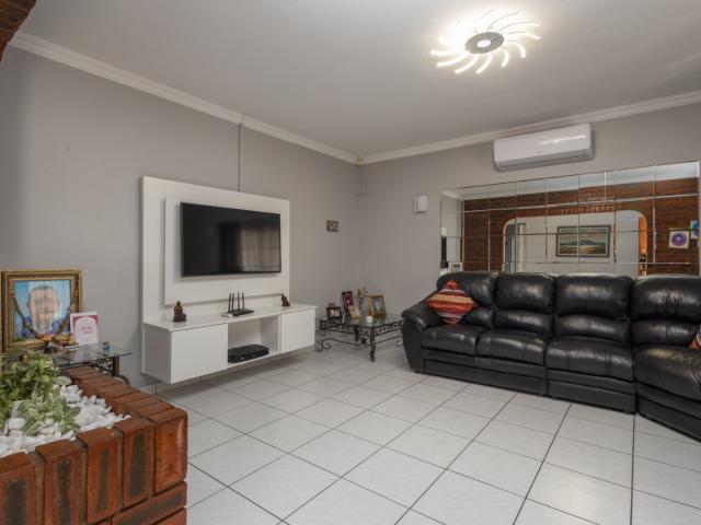 House for sale in Queensburgh, Kwazulu-natal