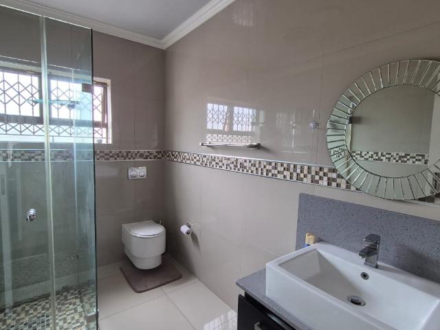 House for sale in Queensburgh, Kwazulu-natal