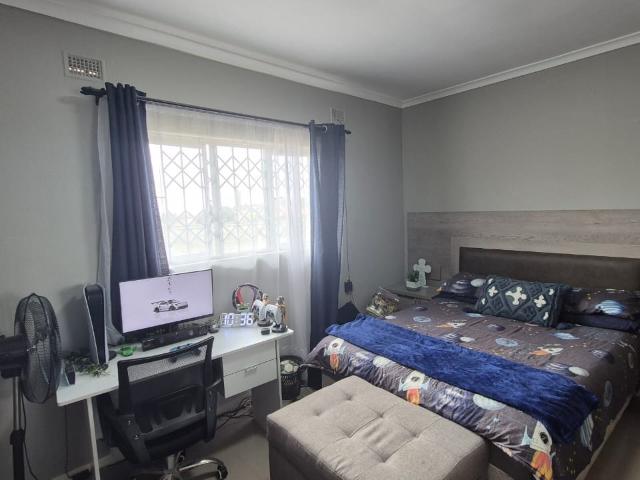 House for sale in Queensburgh, Kwazulu-natal