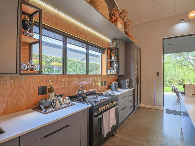 House for sale in Hartbeespoort Dam Nature Reserve, North West