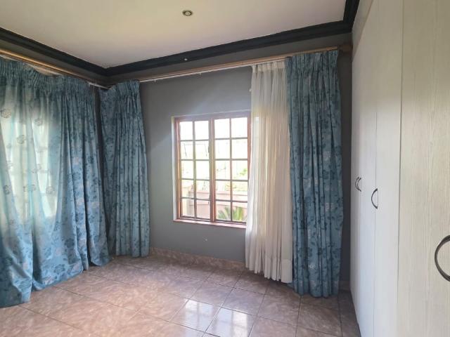 House for sale in Hartbeespoort Dam Nature Reserve, North West