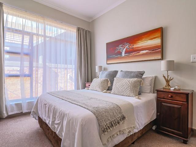 House for sale in Ifafi, Hartbeespoort Dam Nature Reserve