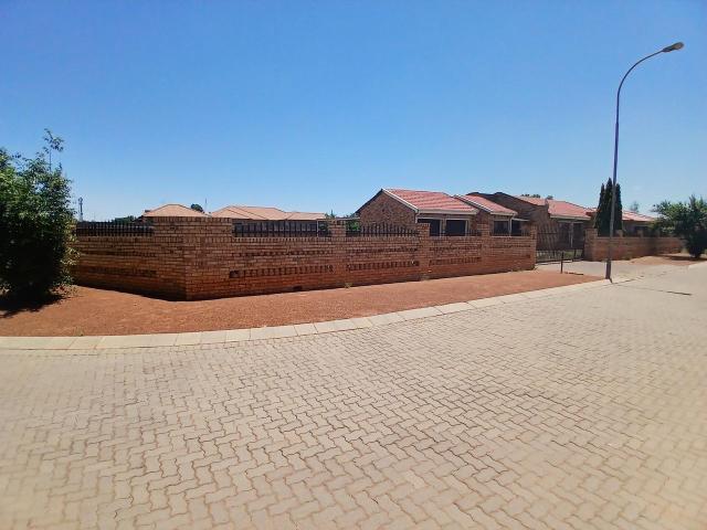 House for sale in Meyerton