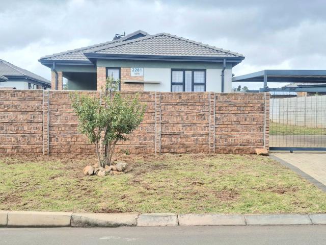 House for sale in Kagiso, Gauteng