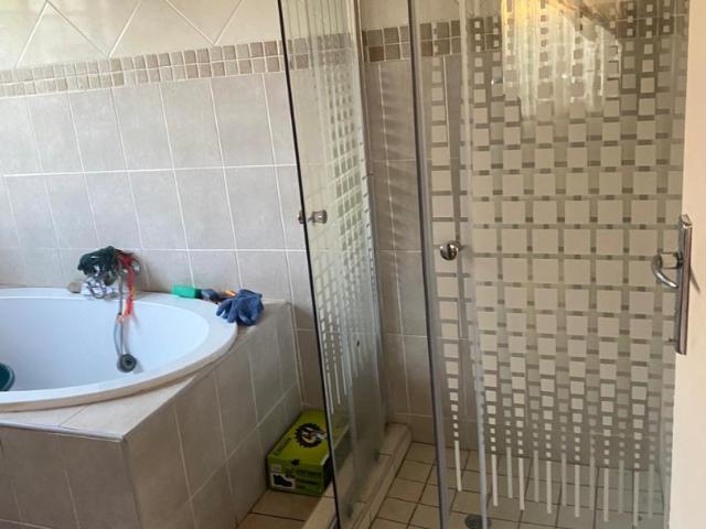 House for sale in Pullens Hope, Mpumalanga