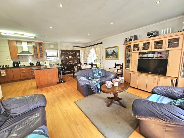 House for sale in Waterkloof, Gauteng