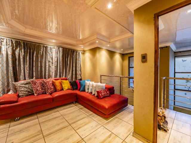 House for sale in Waterkloof, Gauteng