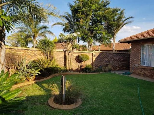 House for sale in Waterkloof, Gauteng
