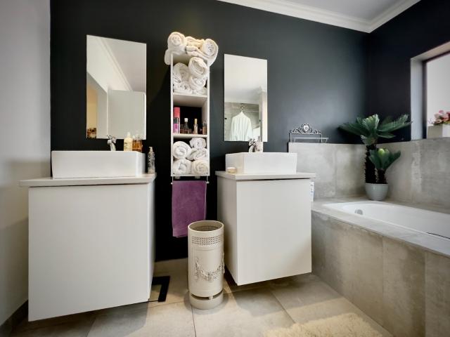 House for sale in Groot Brak Rivier, Western Cape