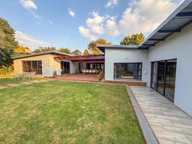 House for sale in Waterkloof, Gauteng