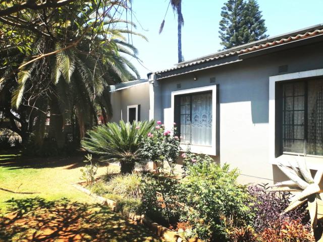 House for sale in Hartbeespoort Dam Nature Reserve, North West