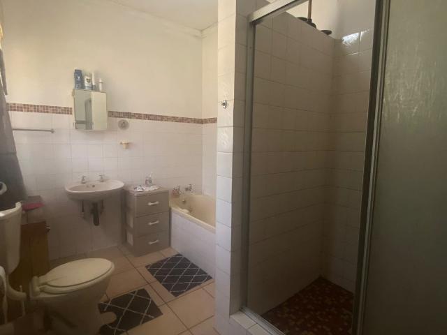 House for sale in Hartbeespoort Dam Nature Reserve, North West