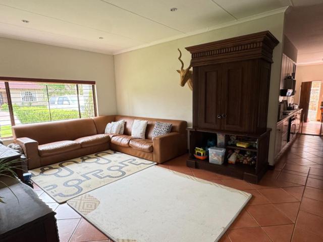 House for sale in Waterkloof, Gauteng