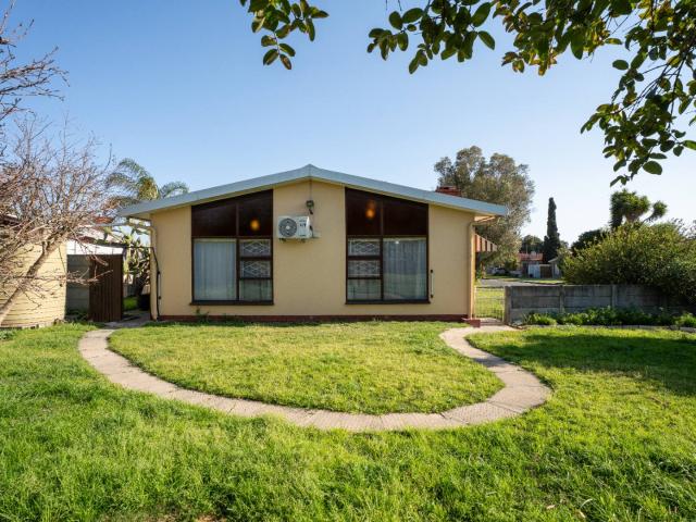 House for sale in Kraaifontein, Western Cape