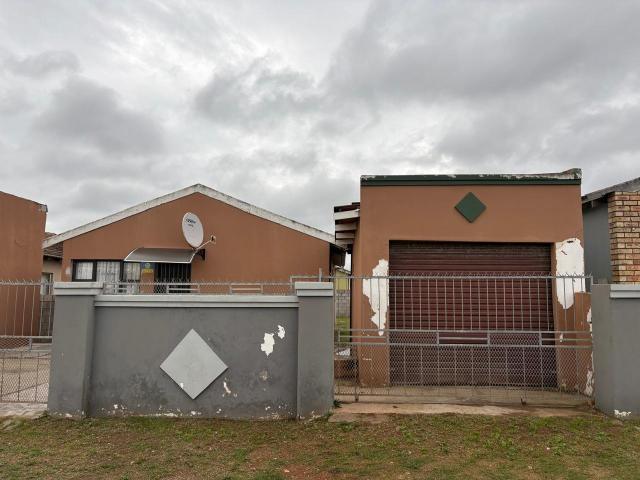 House for sale in Motherwell, Eastern Cape