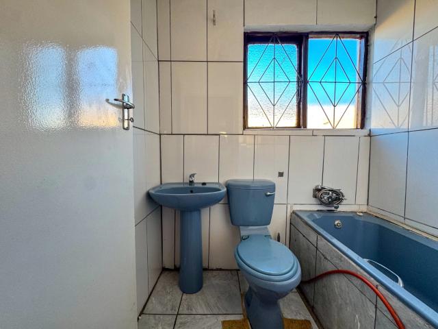 House for sale in Motherwell, Eastern Cape