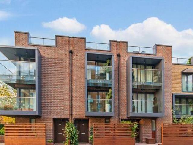 House for sale in City of London, Greater London