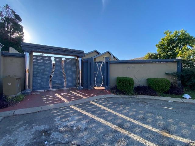 House for sale in Vosloorus, Gauteng