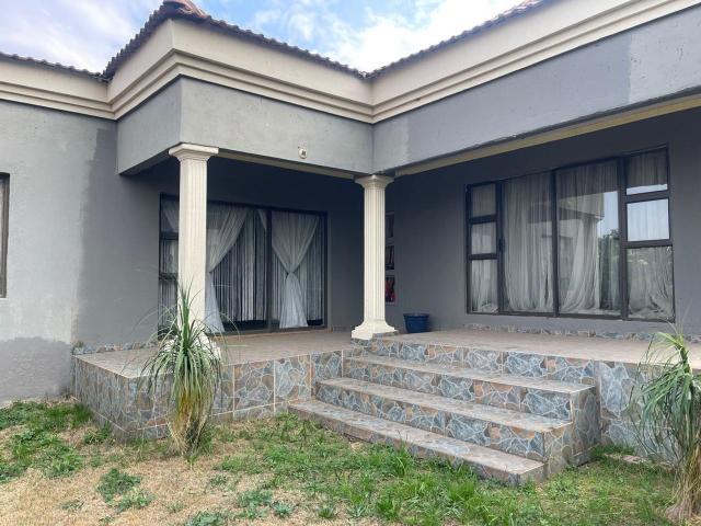 House for sale in Vosloorus, Gauteng
