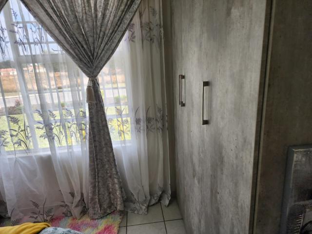 House for sale in Hartbeespoort Dam Nature Reserve, North West