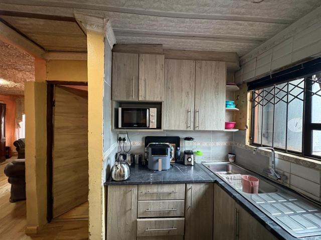 House for sale in Motherwell, Eastern Cape