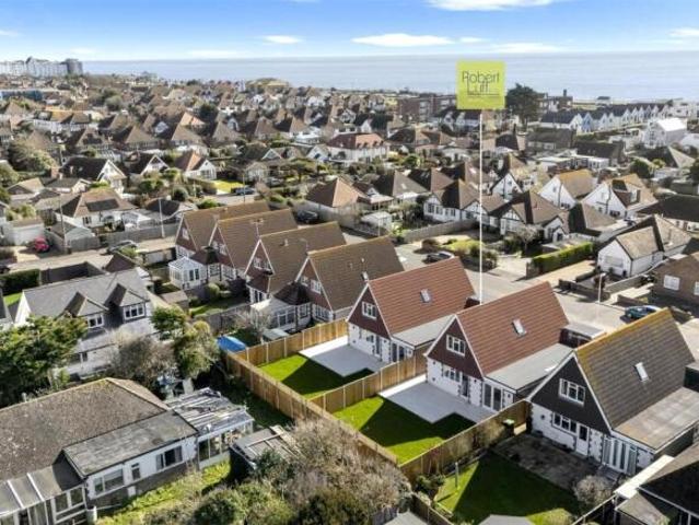 House for sale in West Worthing, Worthing