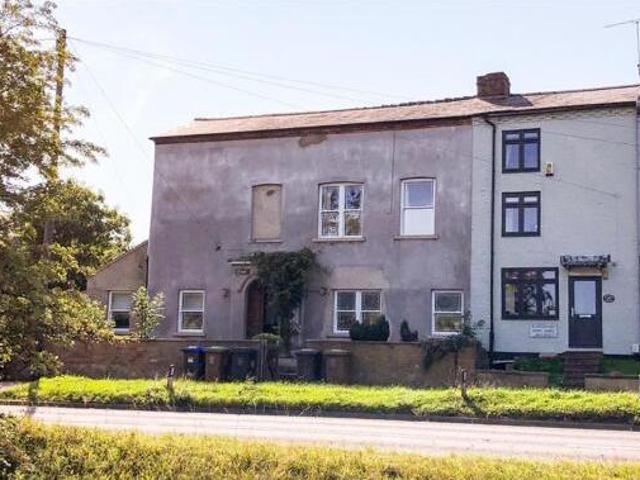 House for sale in Northampton, Northamptonshire