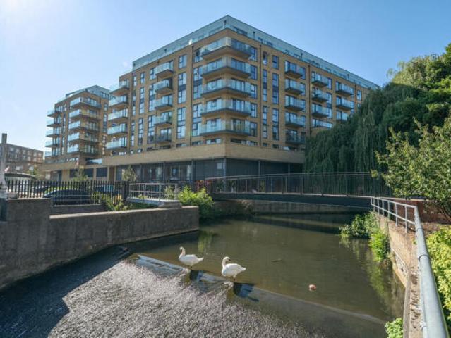 Apartment for sale in Monks Orchard, Kent