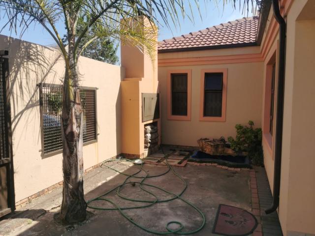 House for sale in Vosloorus, Gauteng