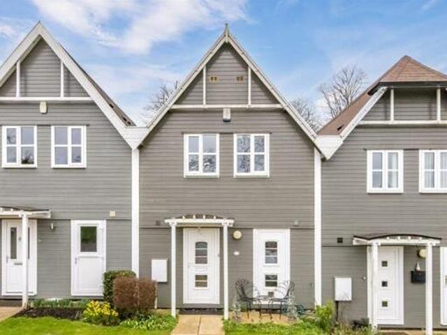 House for sale in Northampton, West Northamptonshire