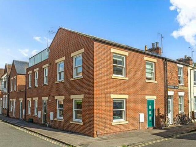 House for sale in The Slade, Oxfordshire