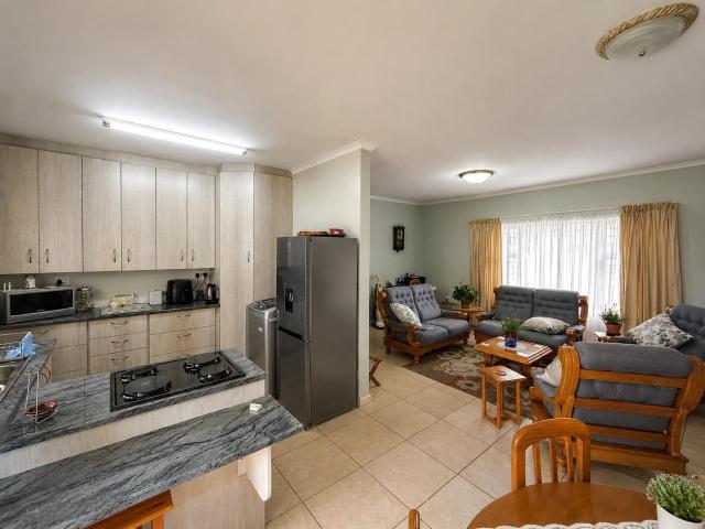 House for sale in Port Elizabeth, Eastern Cape