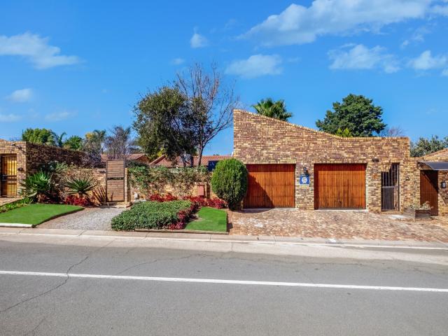 House for sale in Paulshof, Alexandra