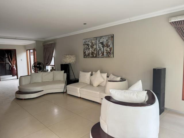 House for sale in Hartbeespoort Dam Nature Reserve, North West