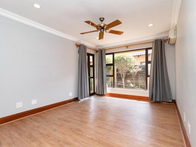 House for sale in Hartbeespoort Dam Nature Reserve, North West