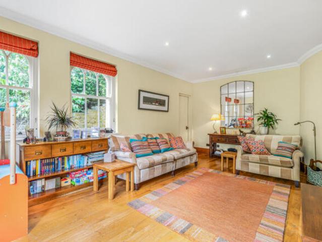House for sale in Richmond Park, Kimberworth