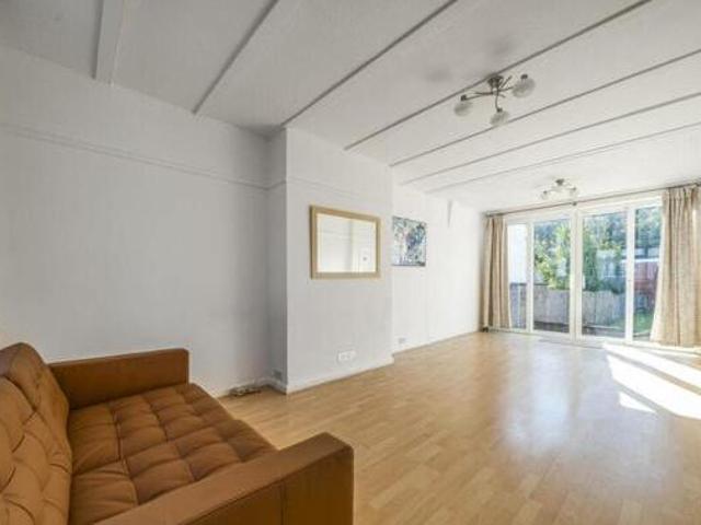 House for sale in Pinner, Greater London