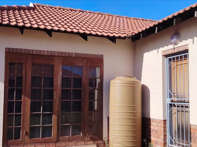 House for sale in Postmasburg, Northern Cape