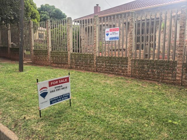 House for sale in Germiston, Primrose