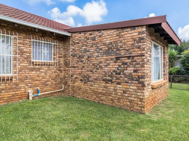 House for sale in Mohlakeng, Gauteng