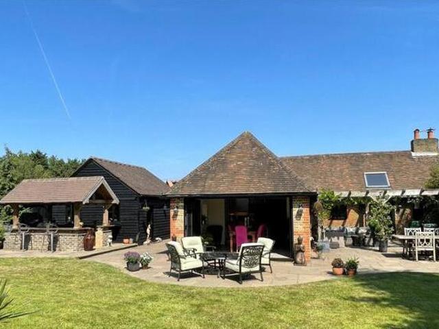 House for sale in Red Hill, Surrey