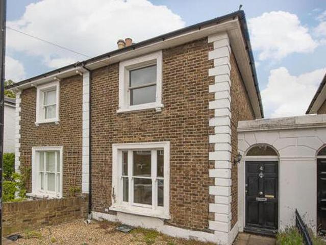House for sale in Richmond Hill, Deepcut