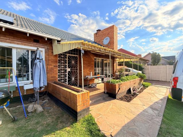 House for sale in Vosloorus, Gauteng