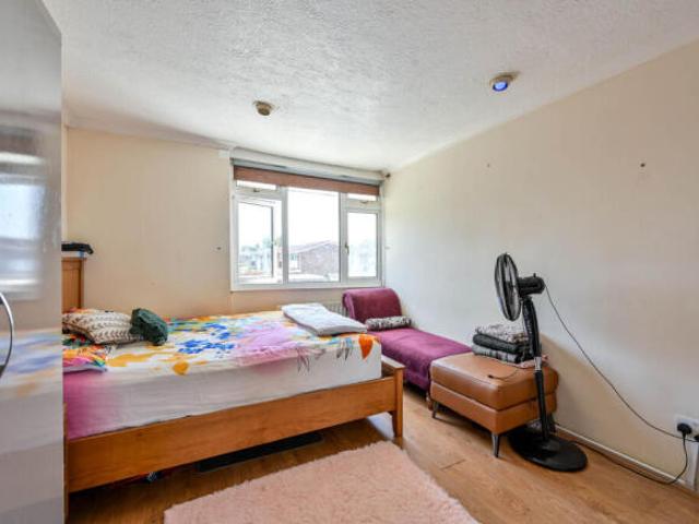 House for sale in Guildford, Surrey