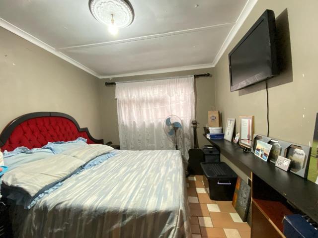 House for sale in Mitchells Plain, Western Cape