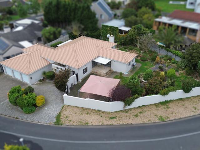 House for sale in Bellville, Western Cape