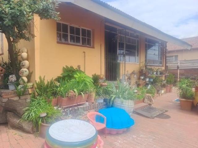 House for sale in Vosloorus, Gauteng